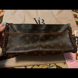 😍Vintage Boho Louis Vuitton crossbody bag👀